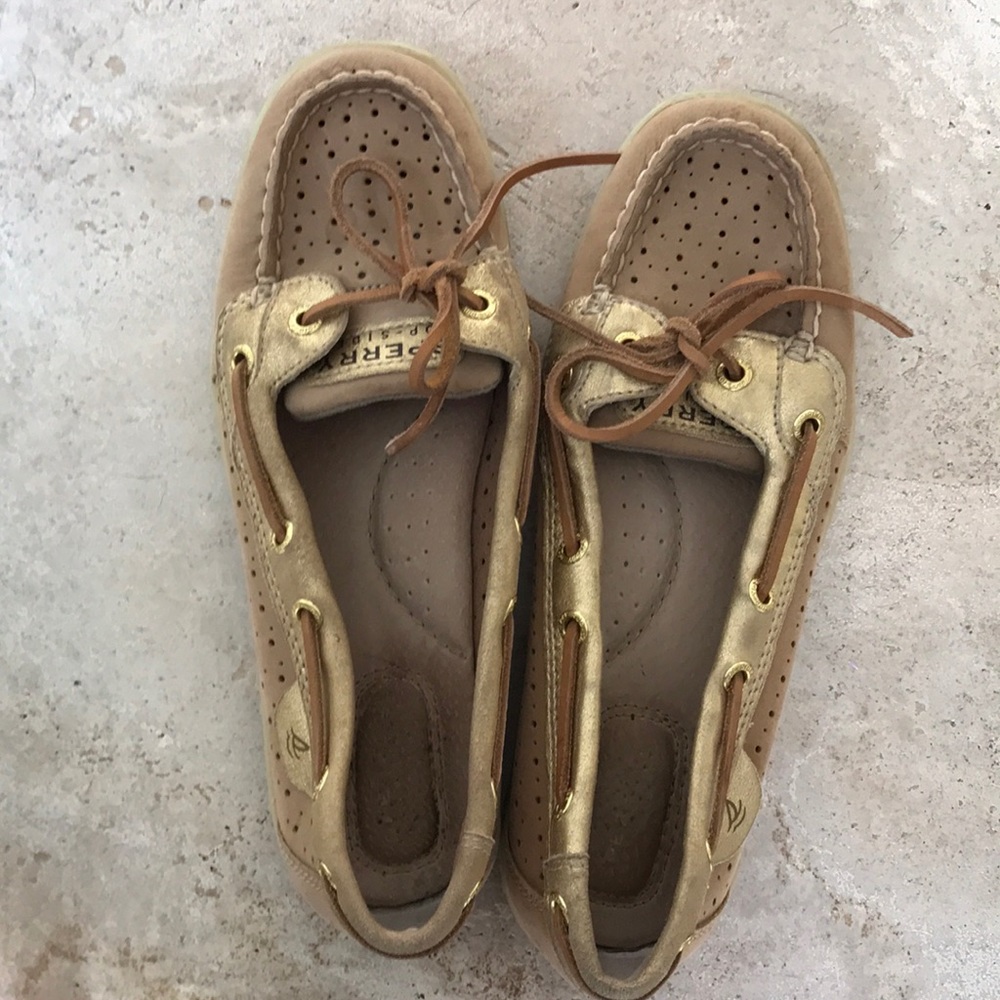 Sperry top sliders